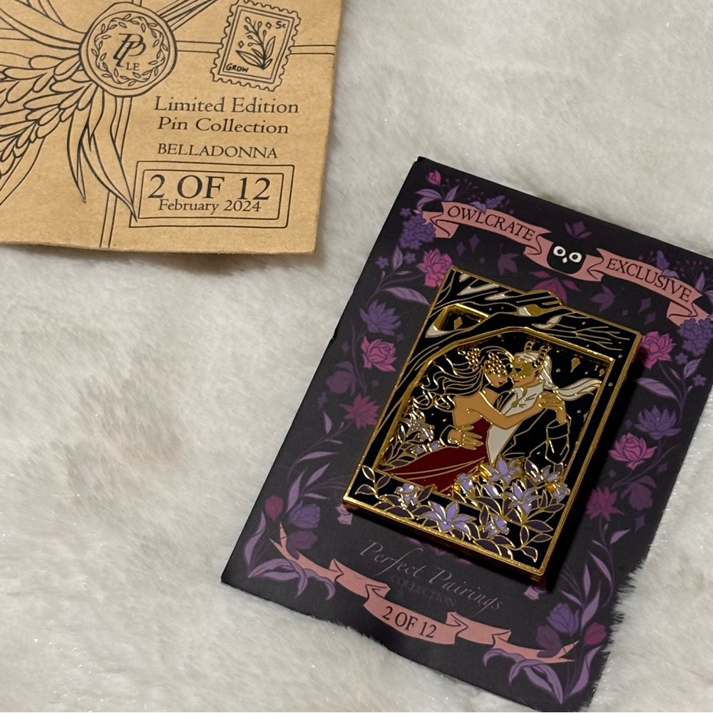 Bookish items bundle - Picture 9 of 16